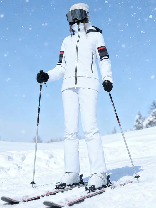 Women's Slim Fit Ski Suit Set ā Tailored Winter Jacket & Pants